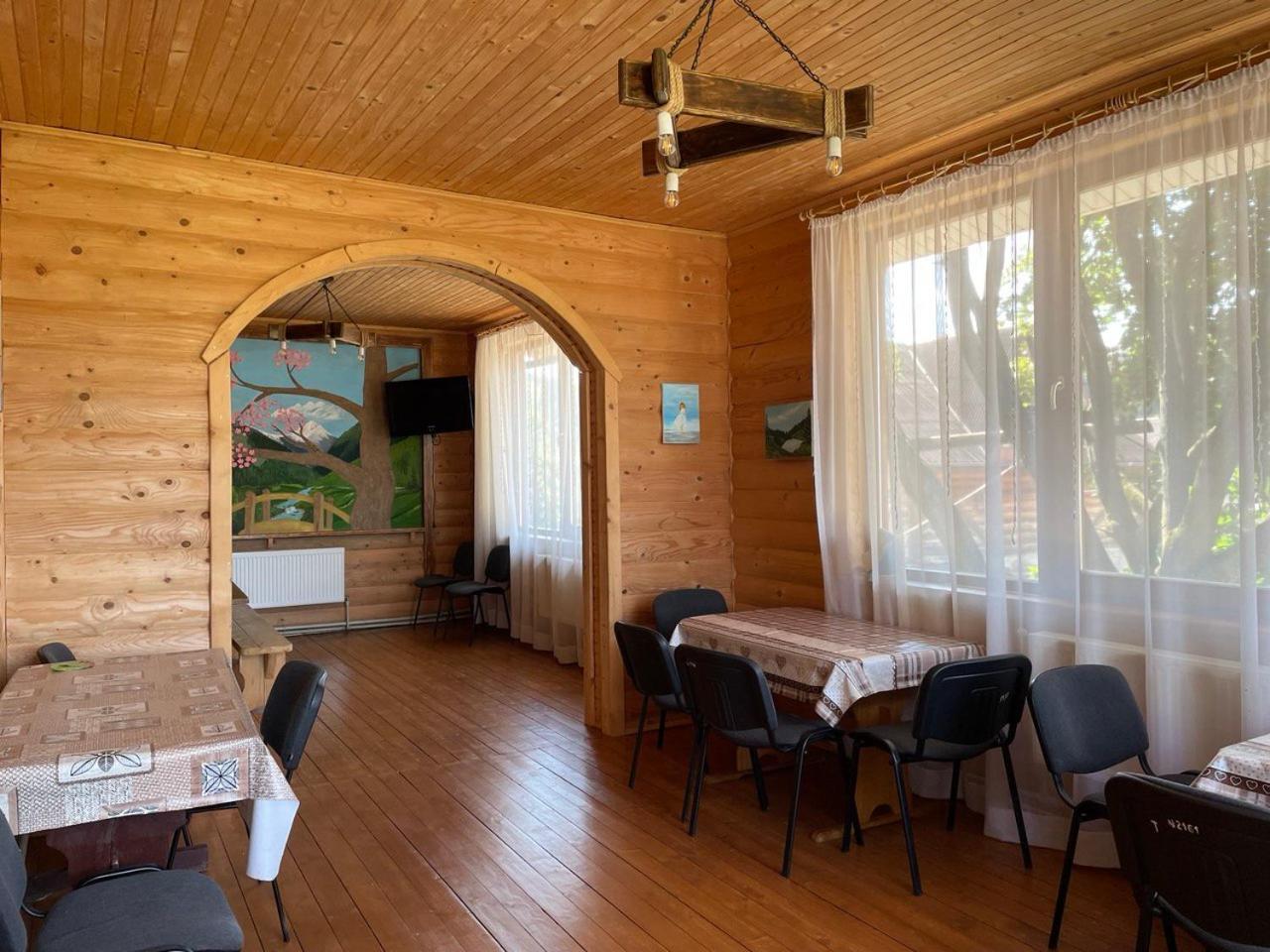Старе Подвір'Я Verkhovyna Exterior foto